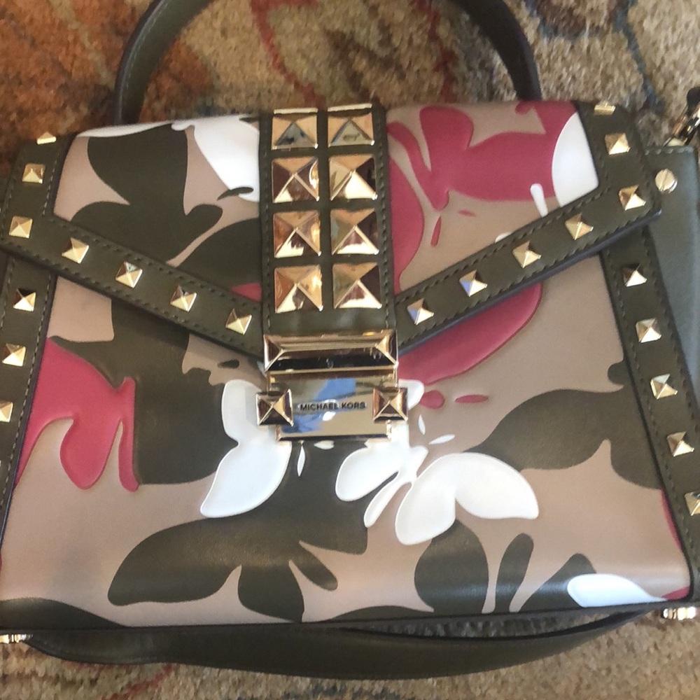 Michae Kors limited edition small/medium optional crossbody leather purse - Picture 2 of 9
